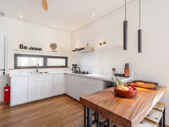 Extra kitchen sitting area